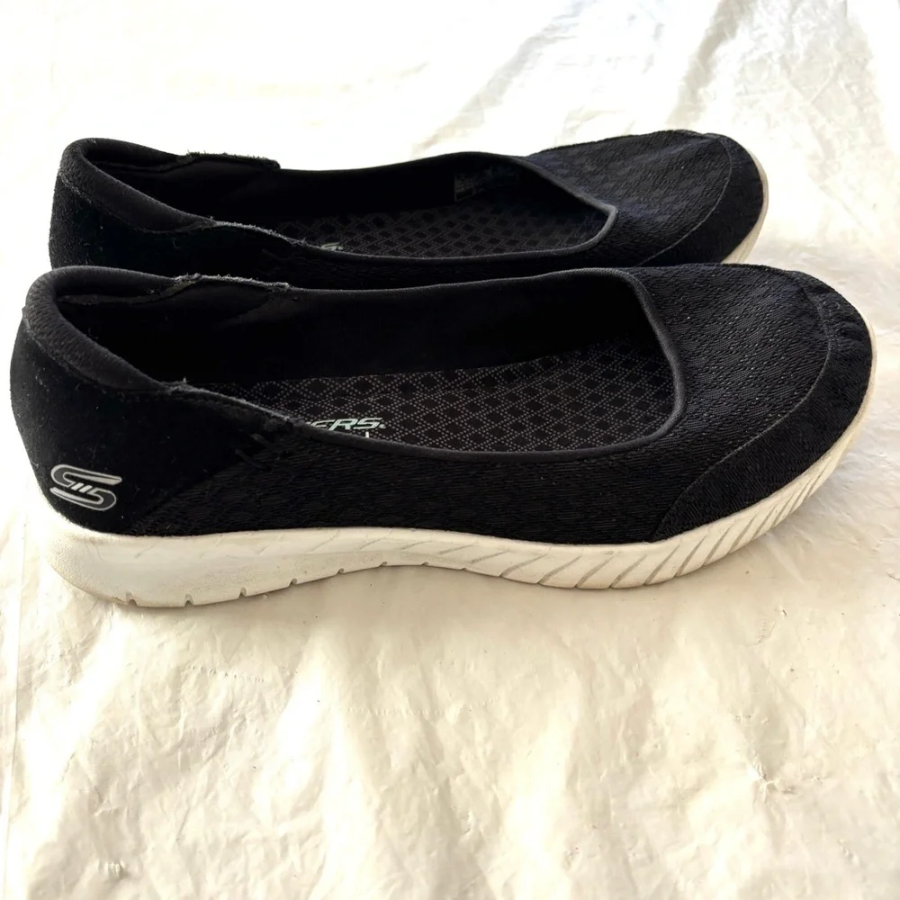 Skechers Wave Lite Memory Foam slip on Walking sneakers Shoes SZ 8 Worn 1X